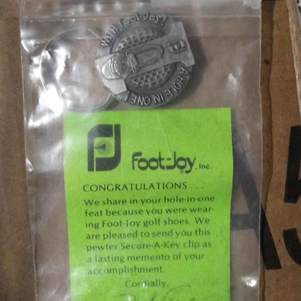 Vintage Foot-joy Inc. Hole in one key chain